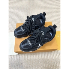 Louis Vuitton Trainer Sneaker